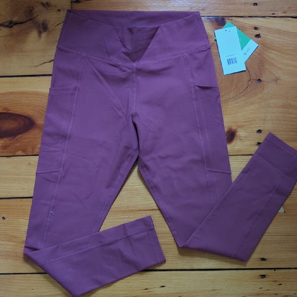 Vibrant Purple Leggings with Slim Fit Design